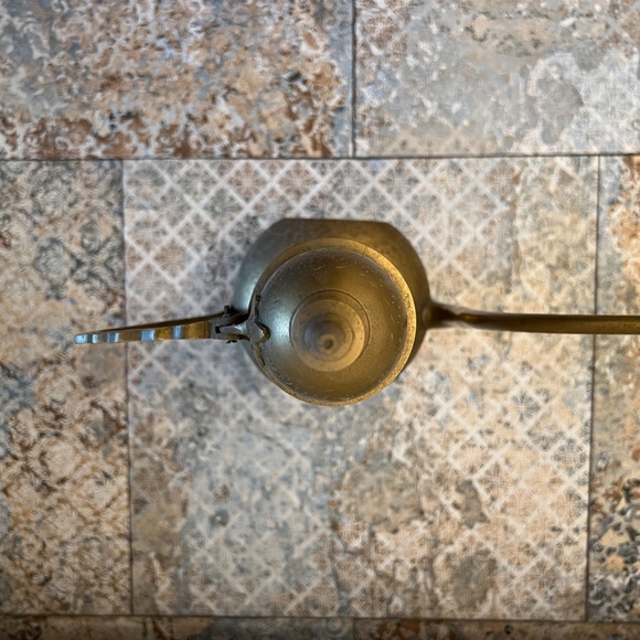 Extra large brass pitcher - Picture 5 of 9